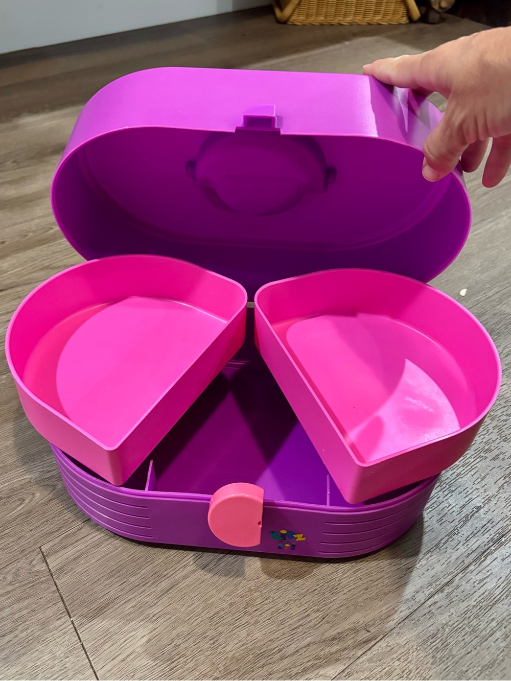 Vintage 1990s Kidz Caboodles Pink Purple 2 Tier Makeup Carrying Case Box 2614